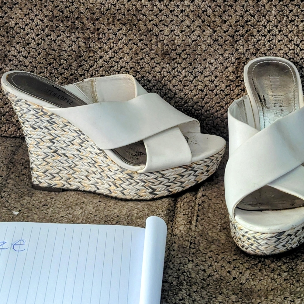 Jennifer Lopez White Wedge Sandals with Textured Heel